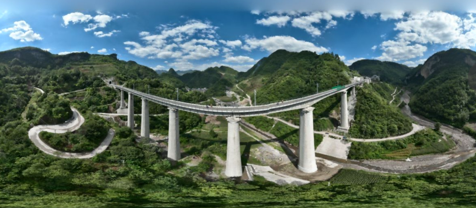 服務(wù)戰(zhàn)略大局，促進(jìn)區(qū)域協(xié)調(diào)發(fā)展 ——天晟源環(huán)保敘畢鐵路環(huán)保驗(yàn)收順利通過專家評(píng)審